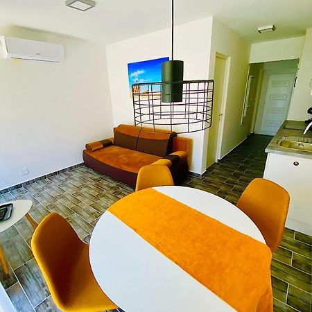 בלטונללה Lilac Apartman מראה חיצוני תמונה